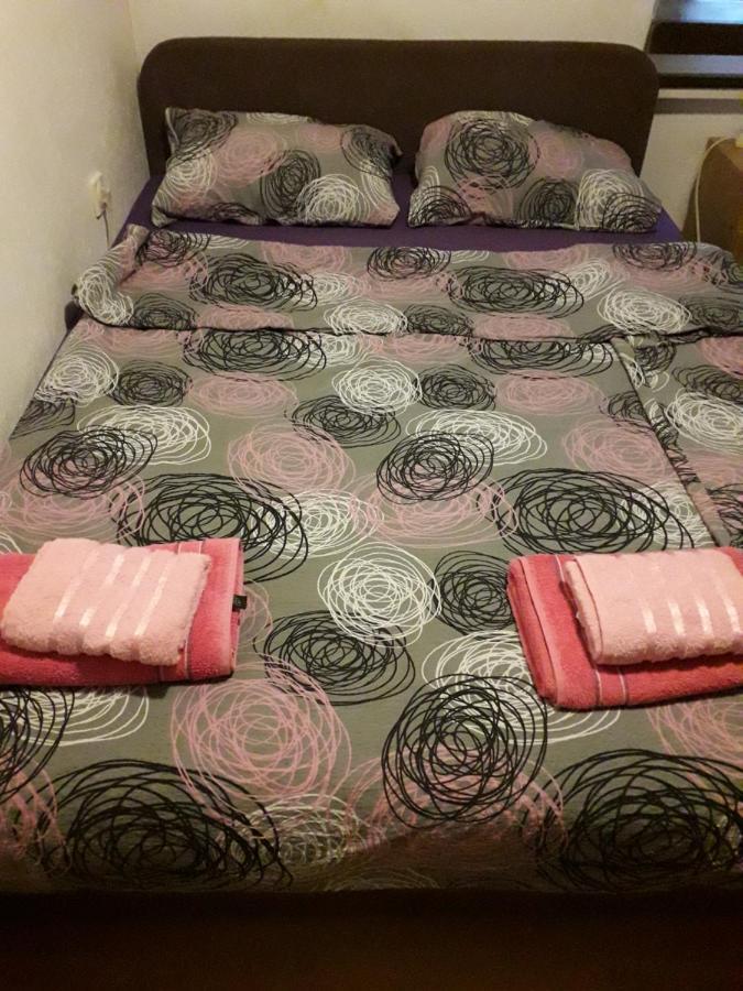 Hostel Topic Баня-Лука Екстер'єр фото