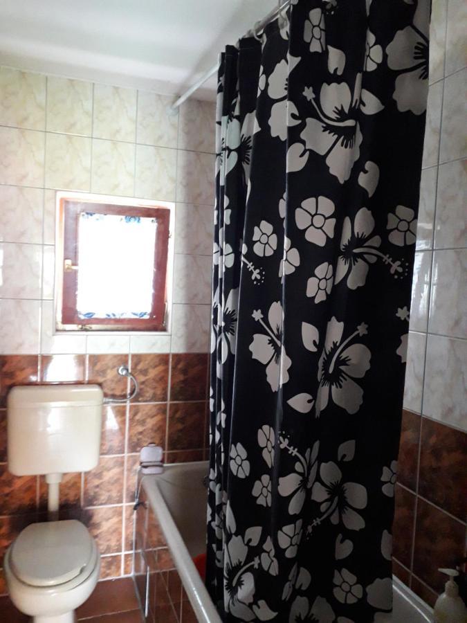 Hostel Topic Баня-Лука Екстер'єр фото